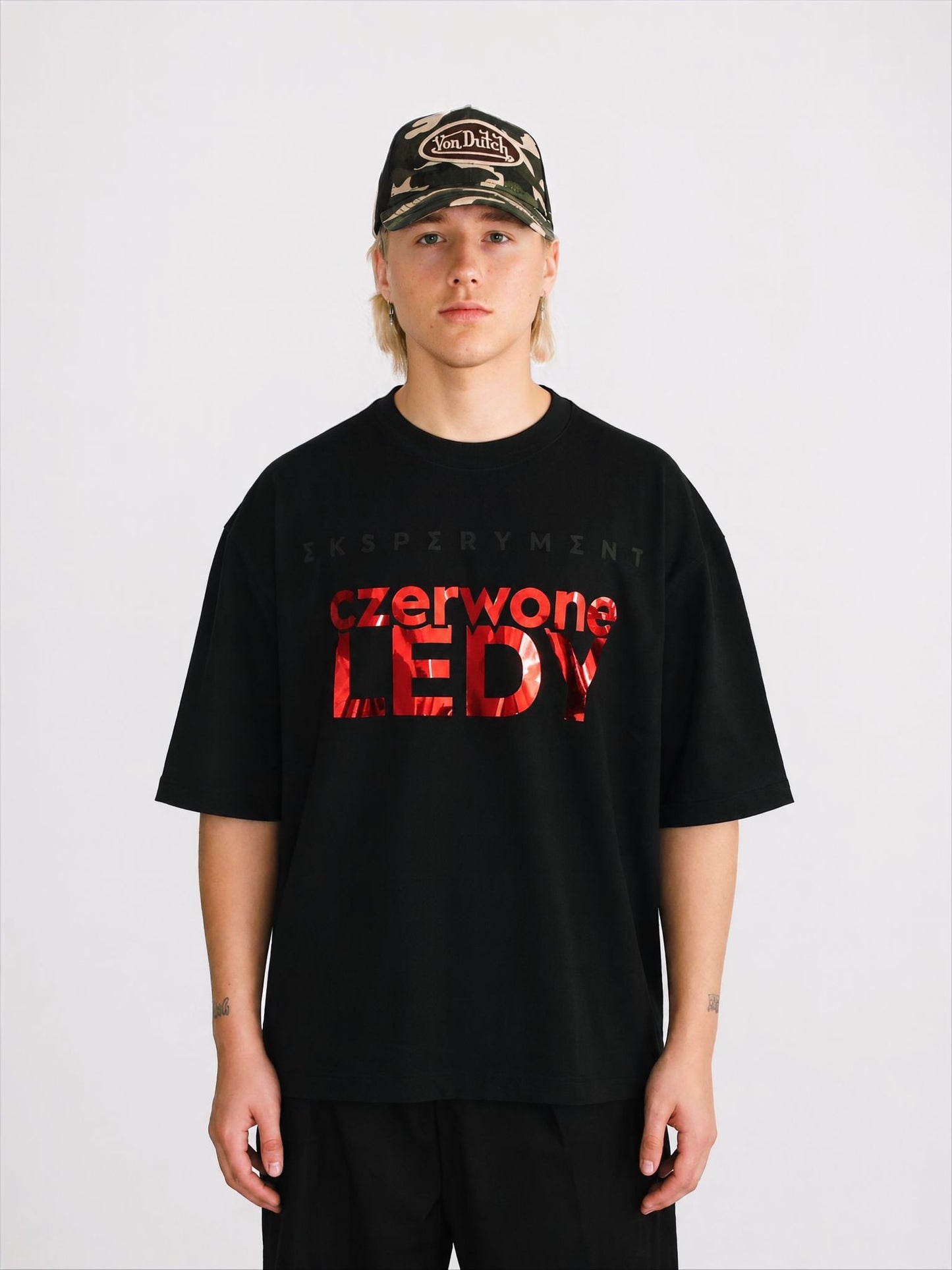 Koszulka „CZERWONE LEDY” – Miłosz Skierski / Eksperyment